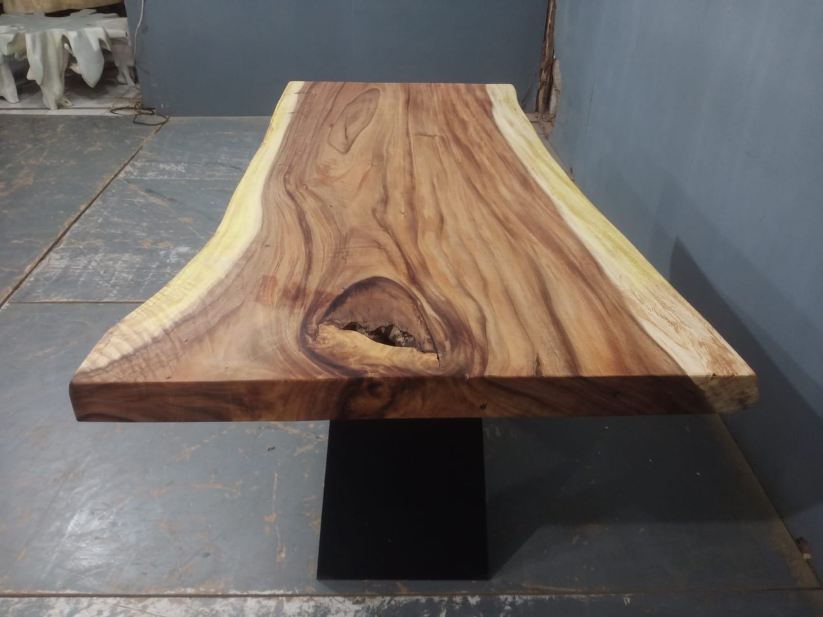 Live Edge Tables