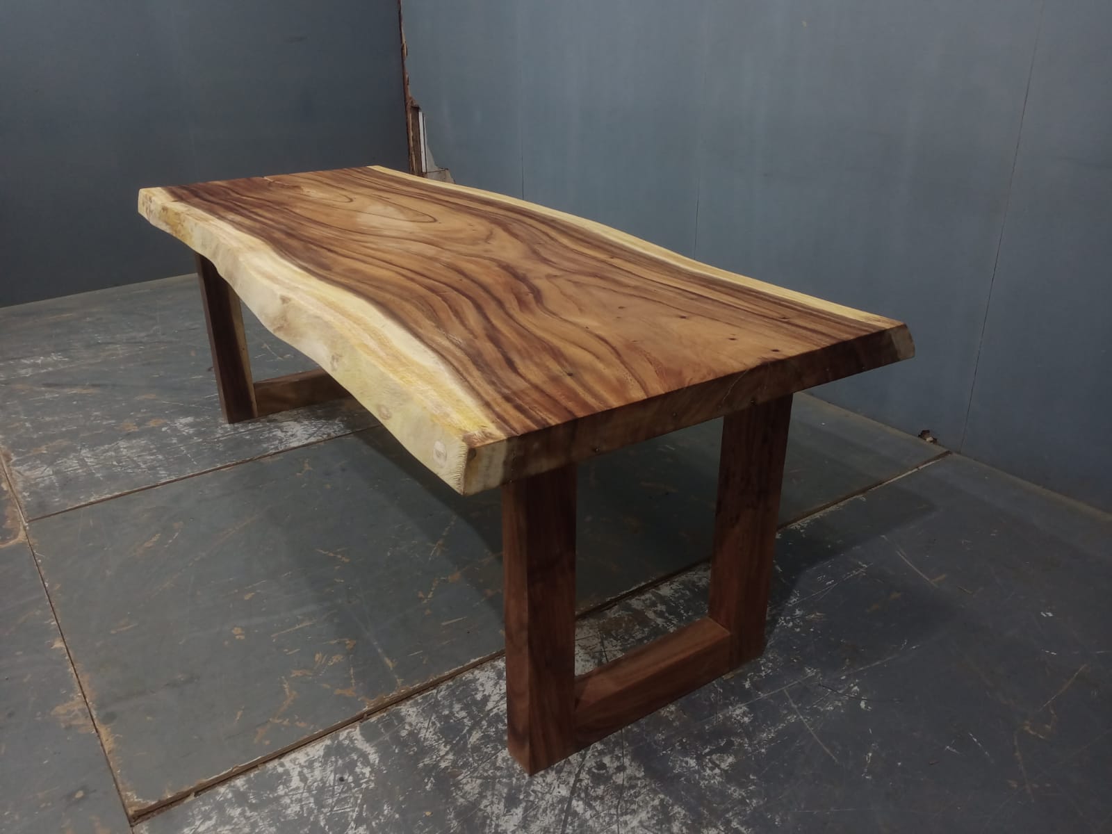 Live Edge Tables
