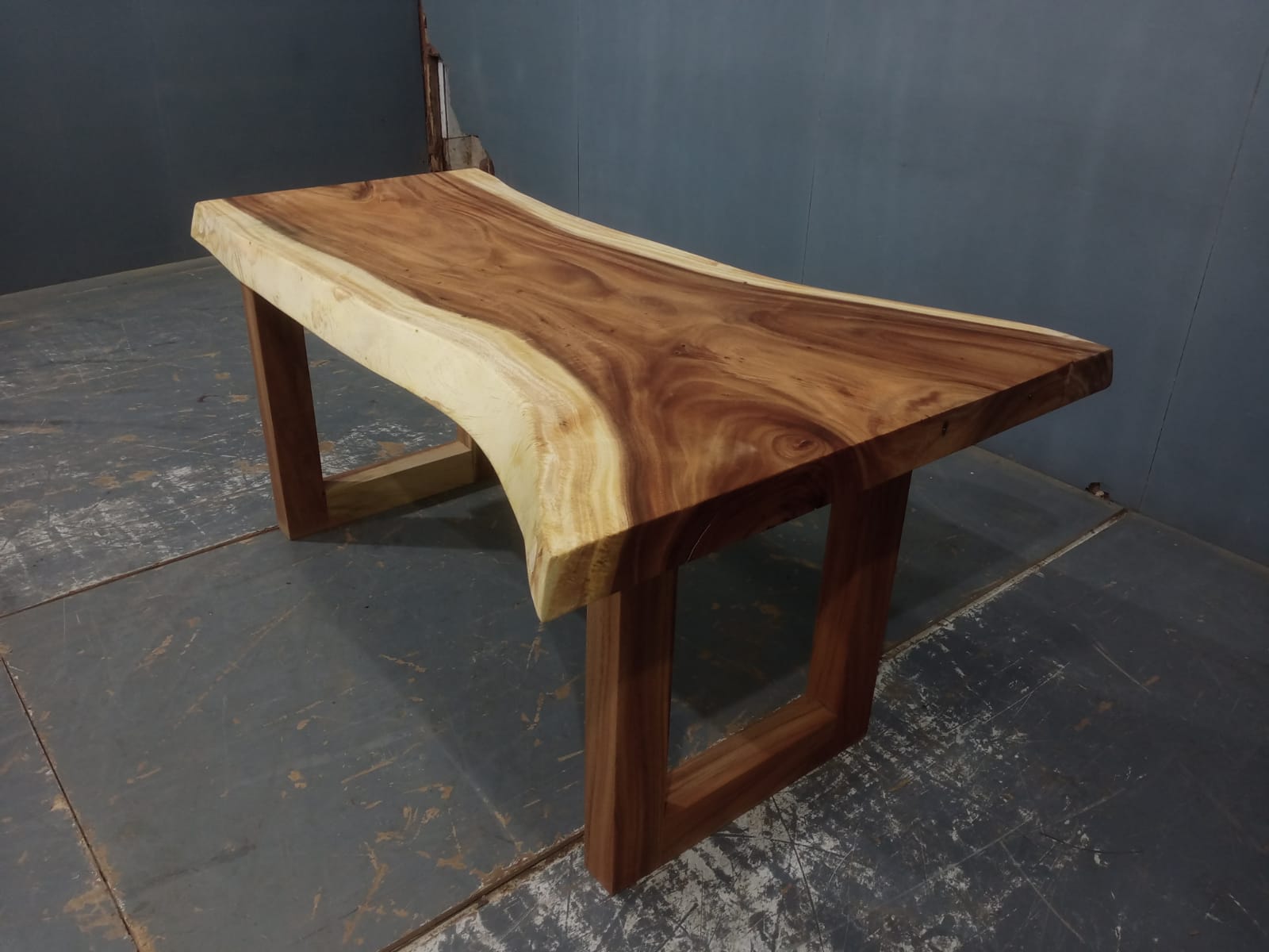 Live Edge Tables