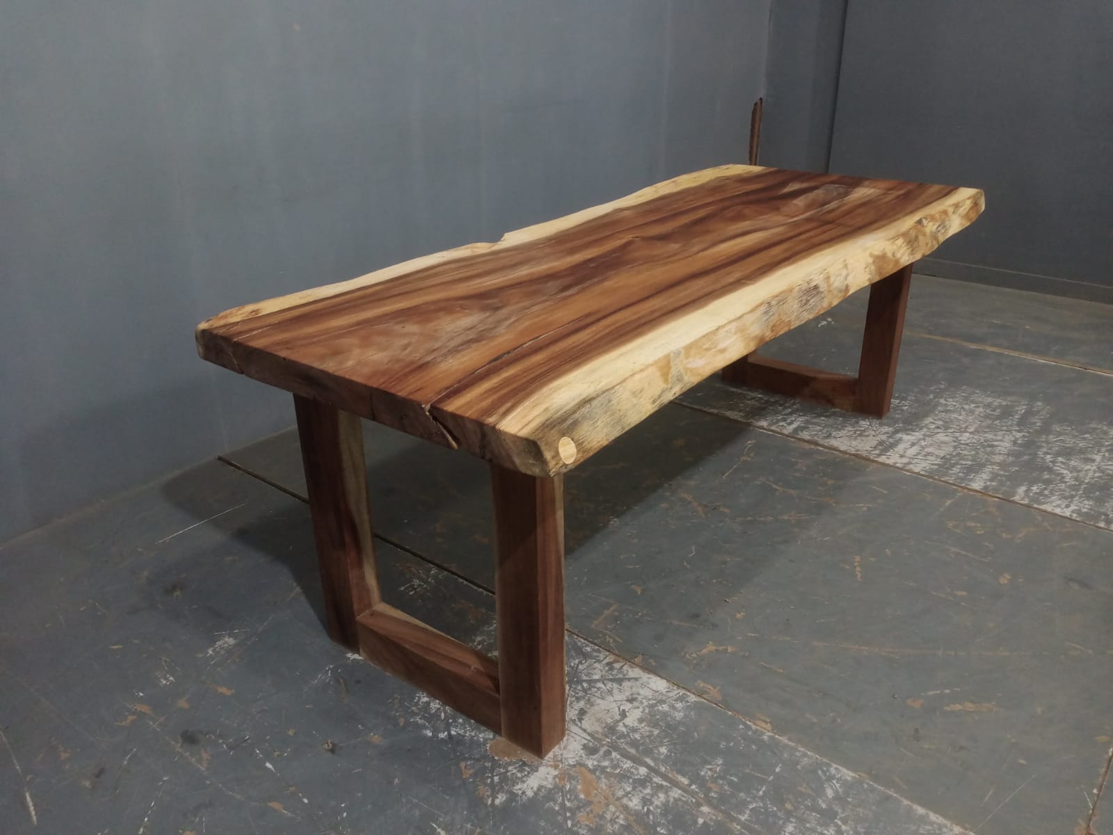 Live Edge Tables