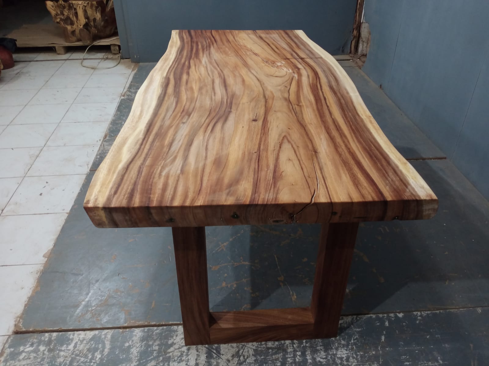 Live Edge Tables