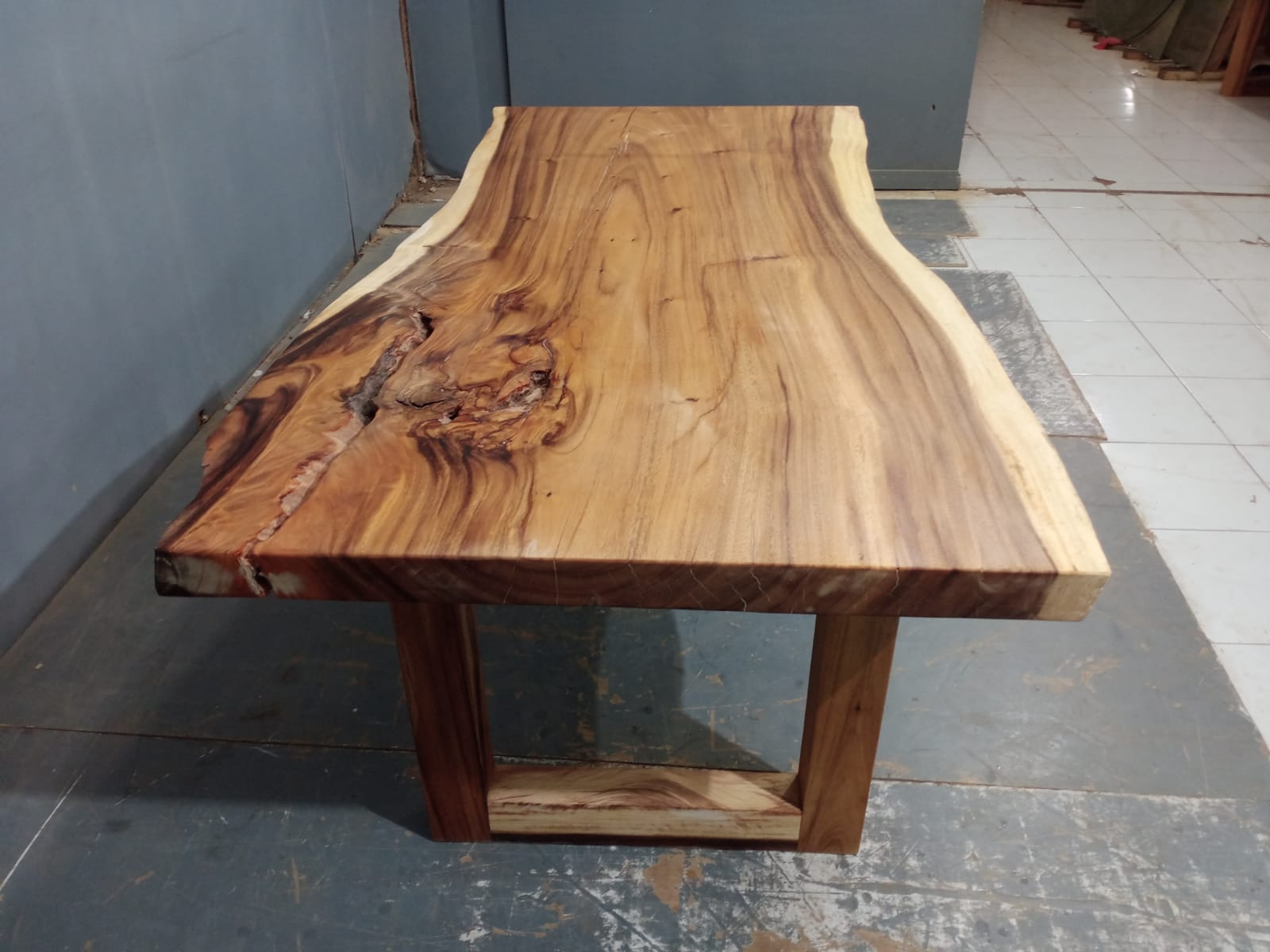 Live Edge Tables