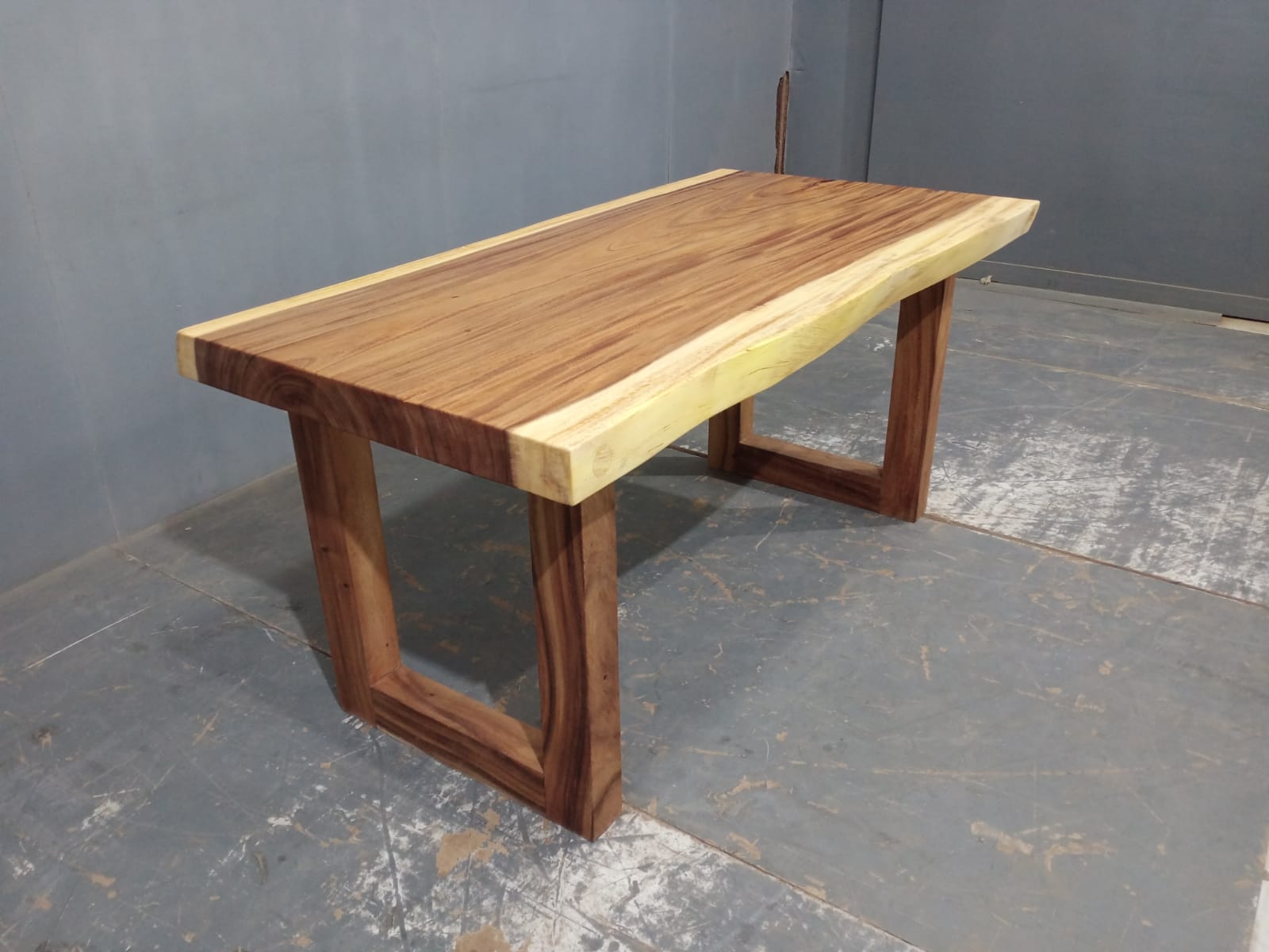 Live Edge Tables