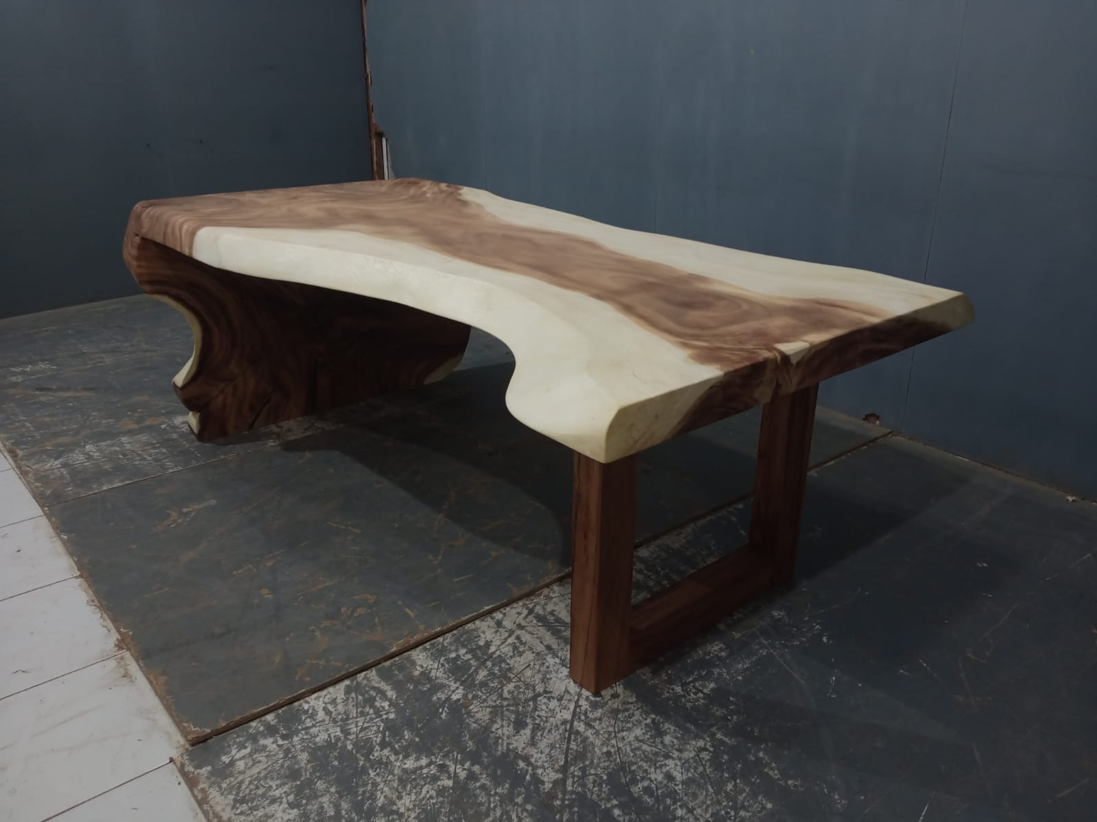 Live Edge Tables
