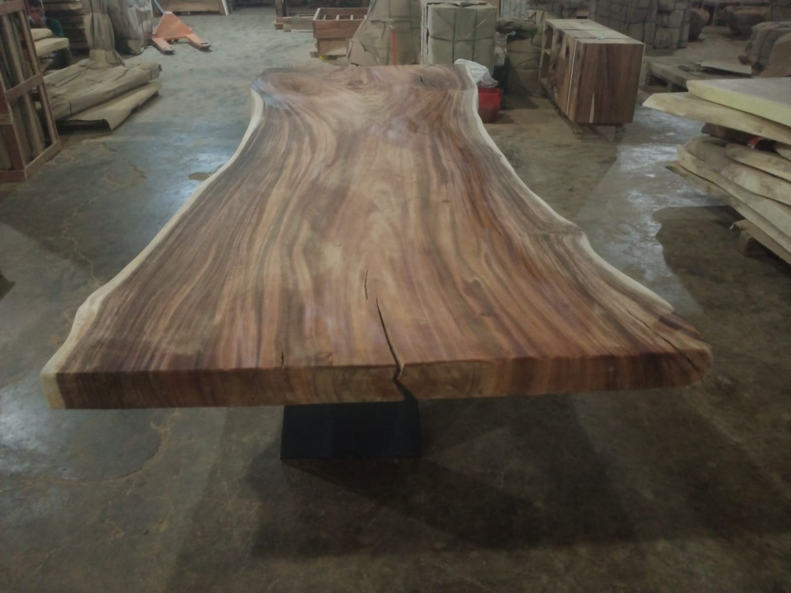 Live Edge Tables