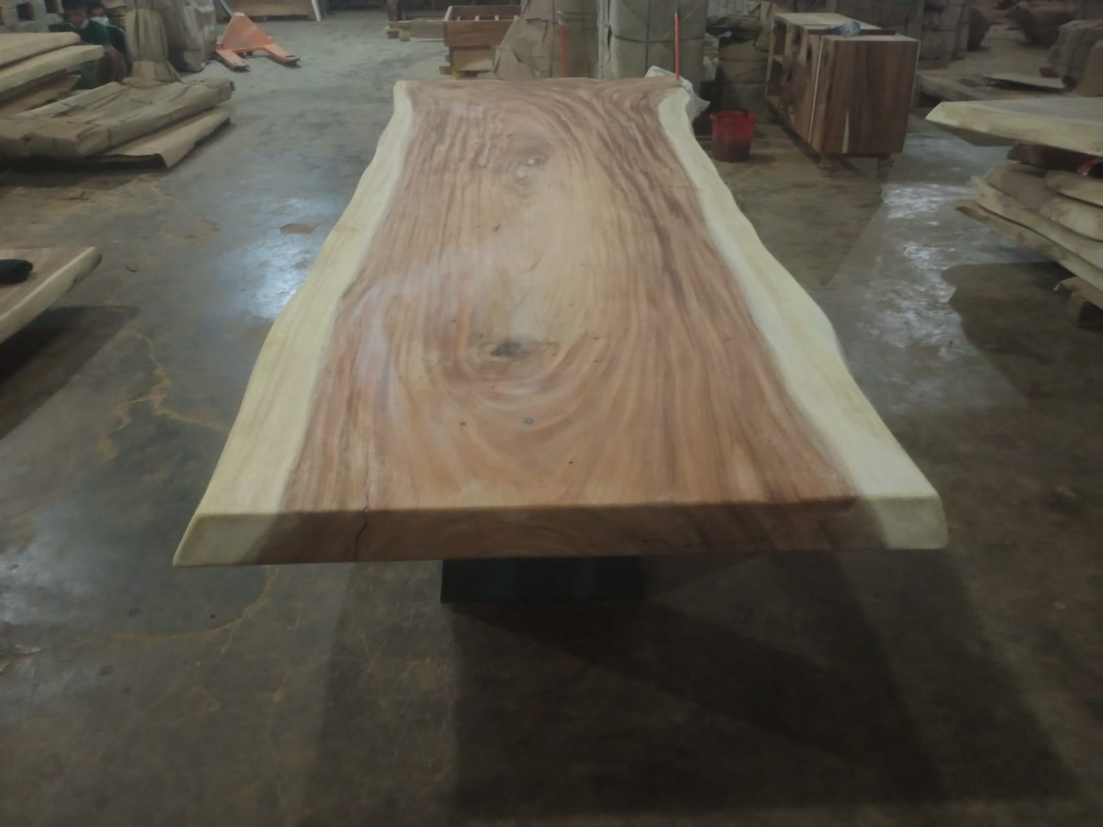 Live Edge Tables