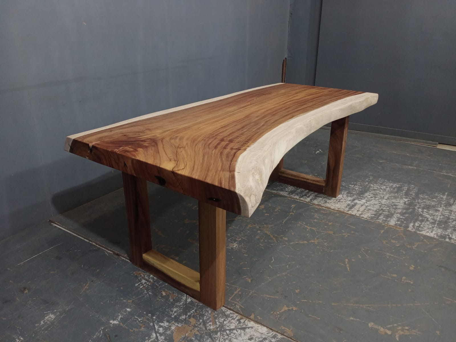 Live Edge Tables