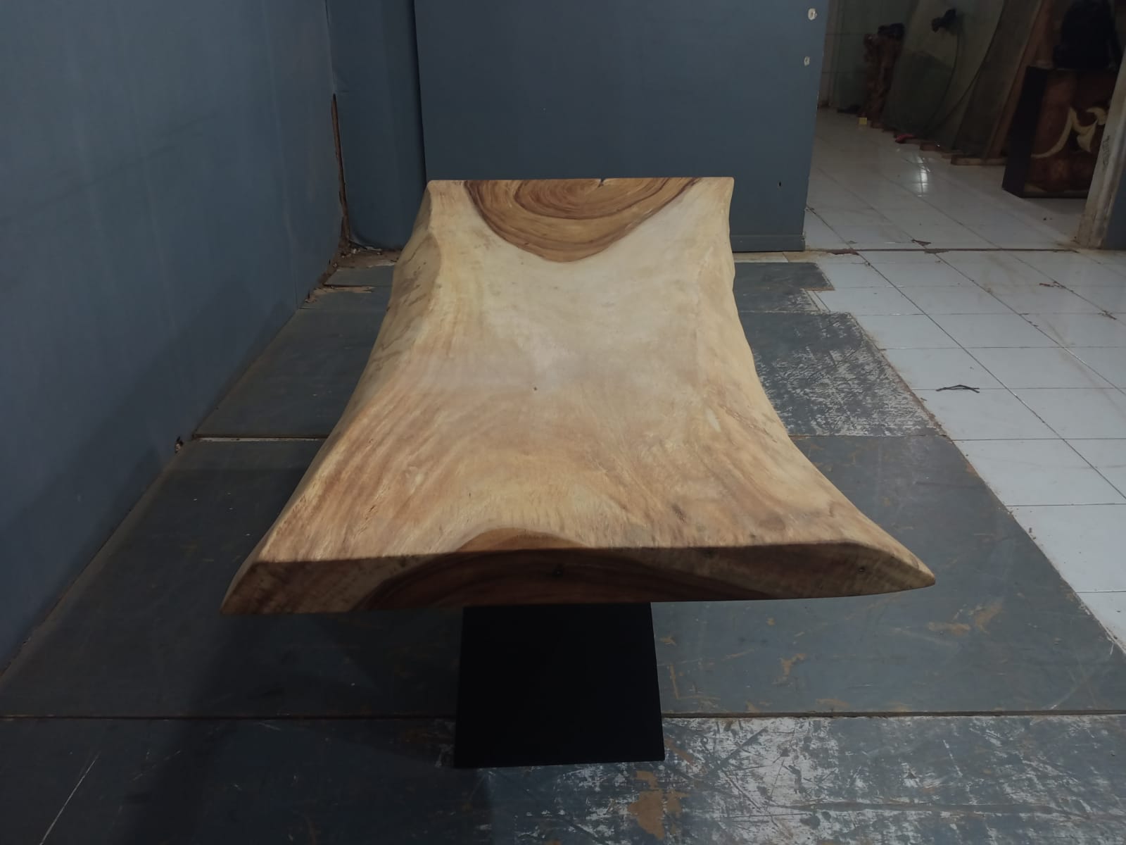 Live Edge Tables