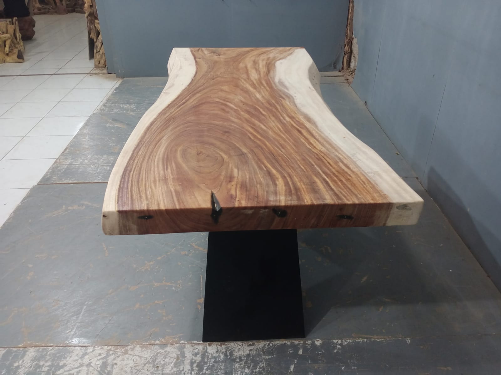 Live Edge Tables