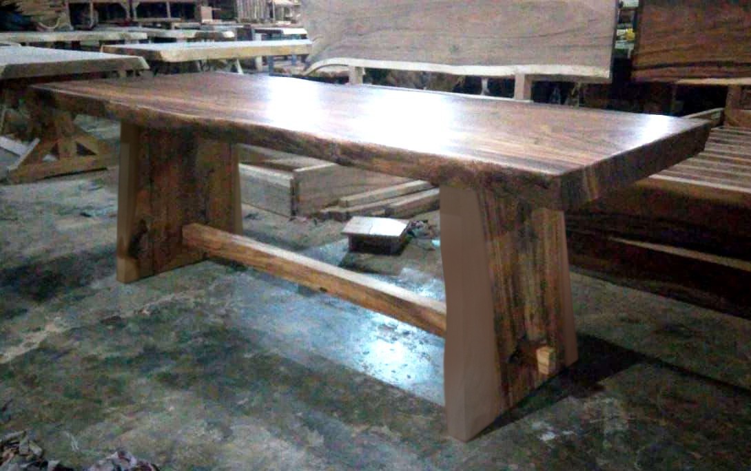 Live Edge Tables