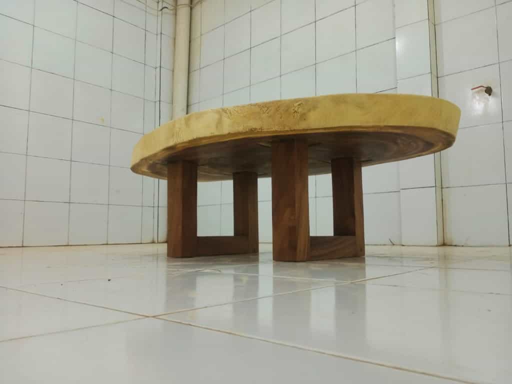 LIVE EDGE TABLES