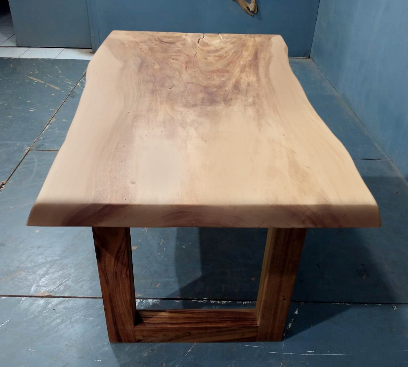 Live Edge Tables