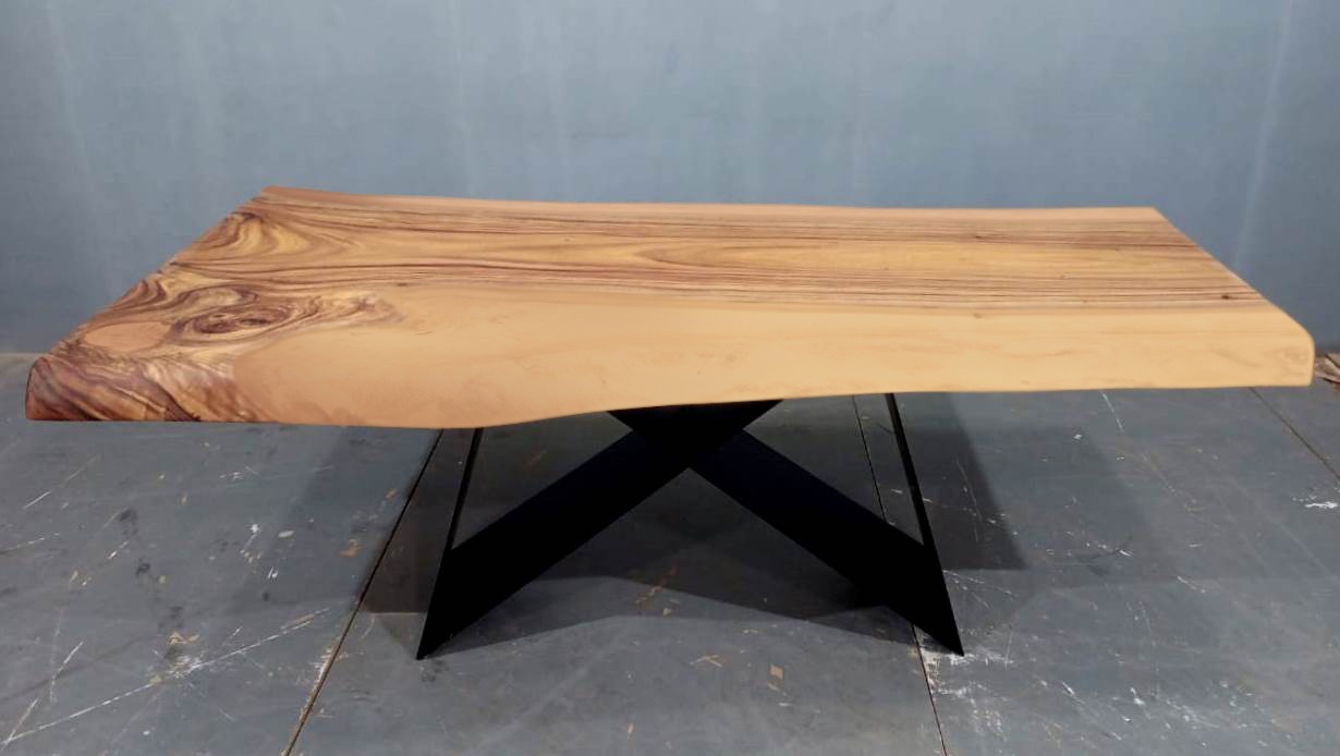 LIVE EDGE TABLES