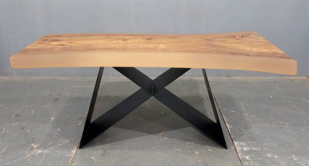 LIVE EDGE TABLES