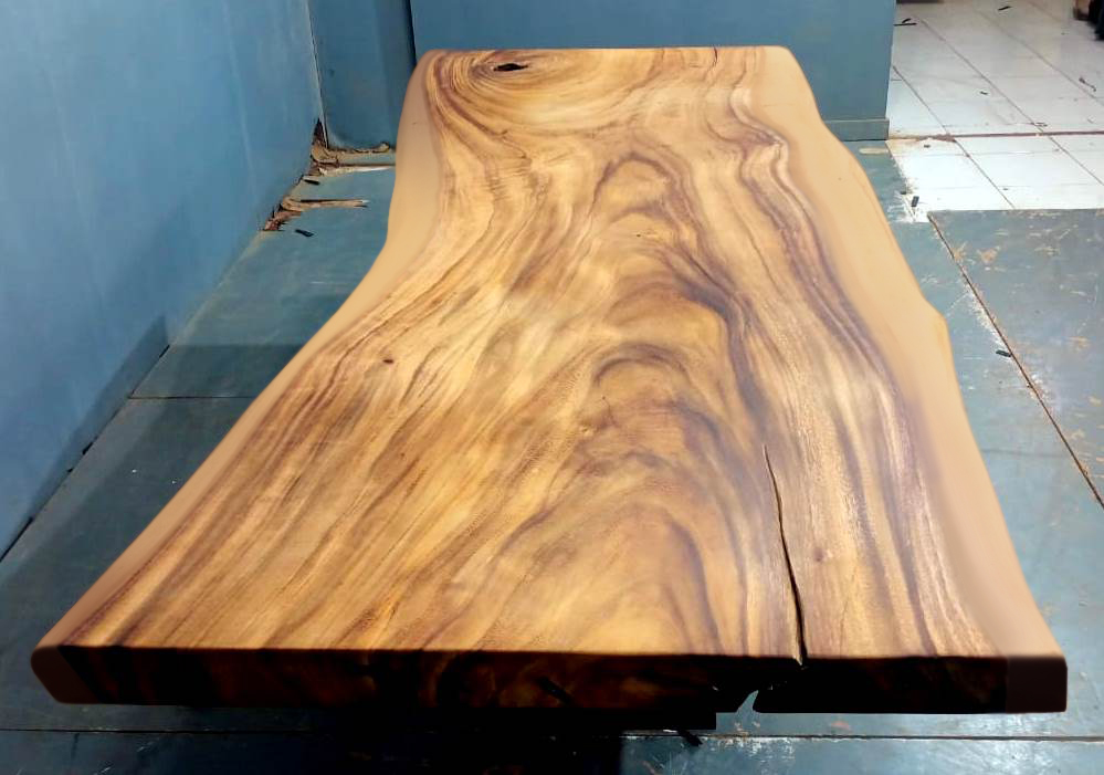 LIVE EDGE TABLES