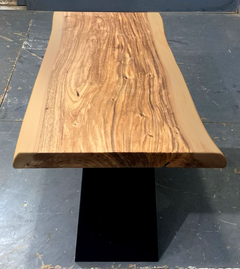 LIVE EDGE TABLES