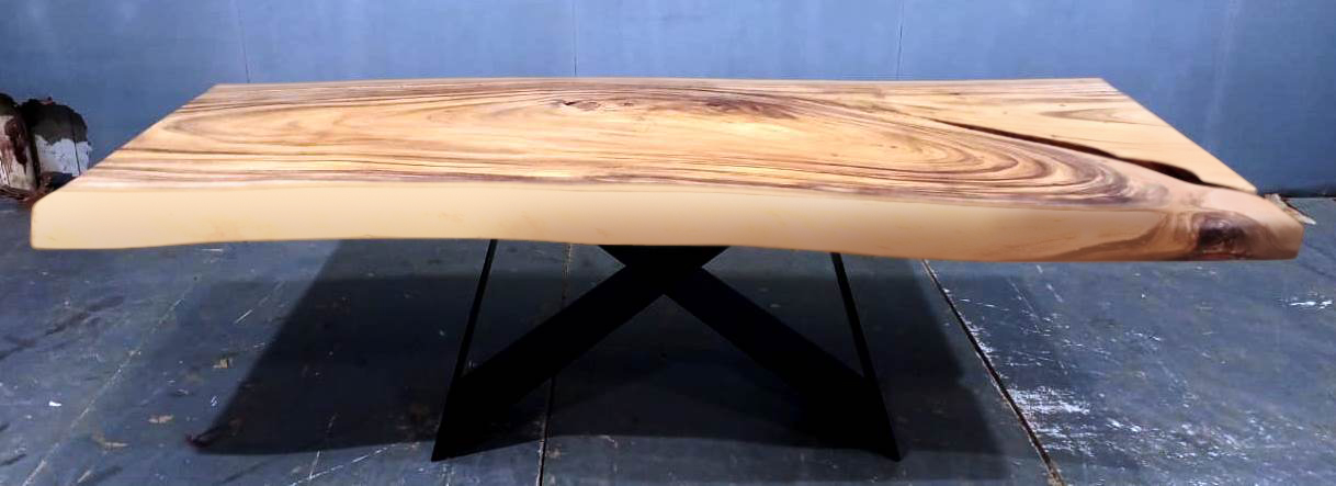 LIVE EDGE TABLES