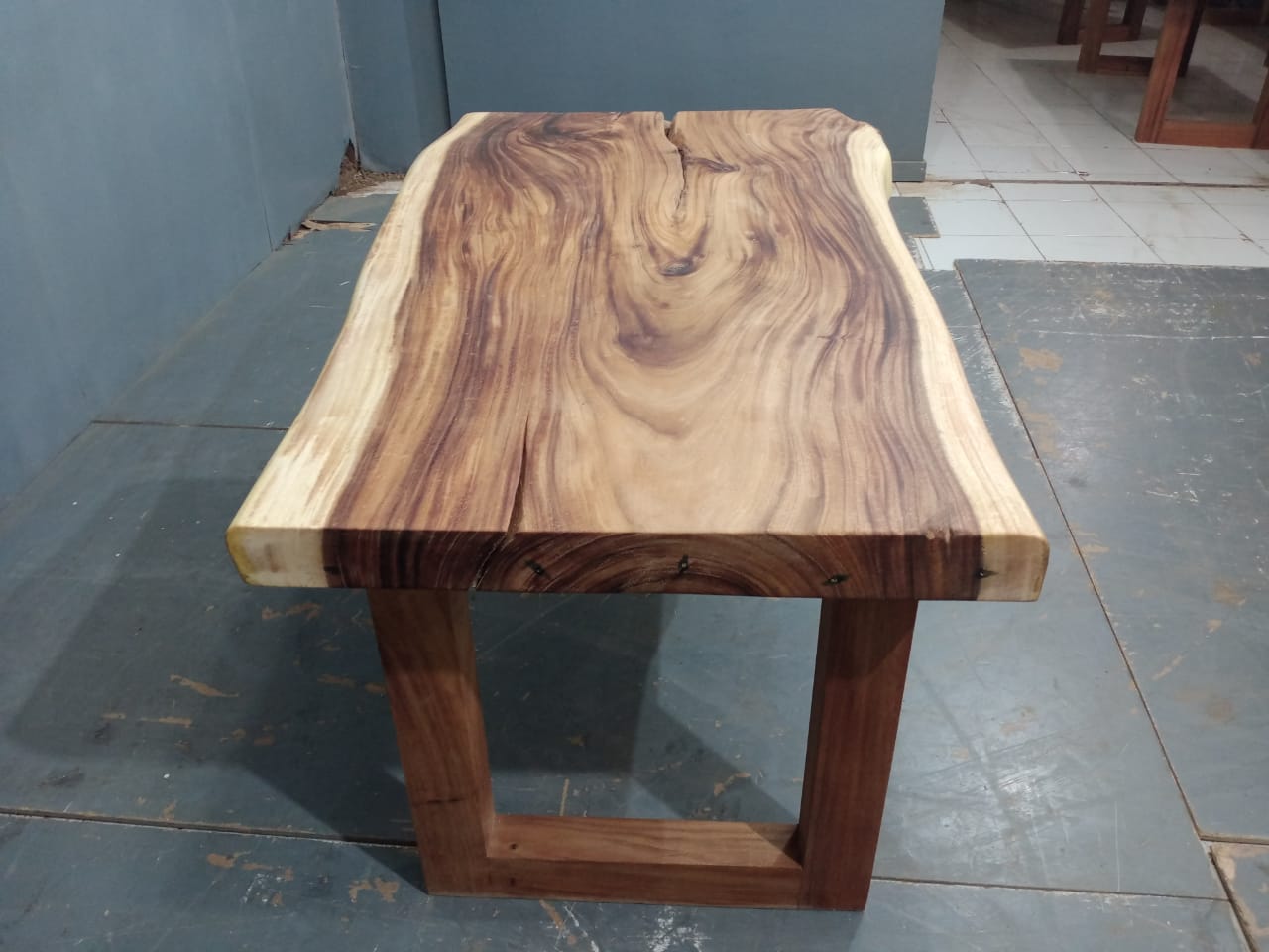 Live Edge Tables