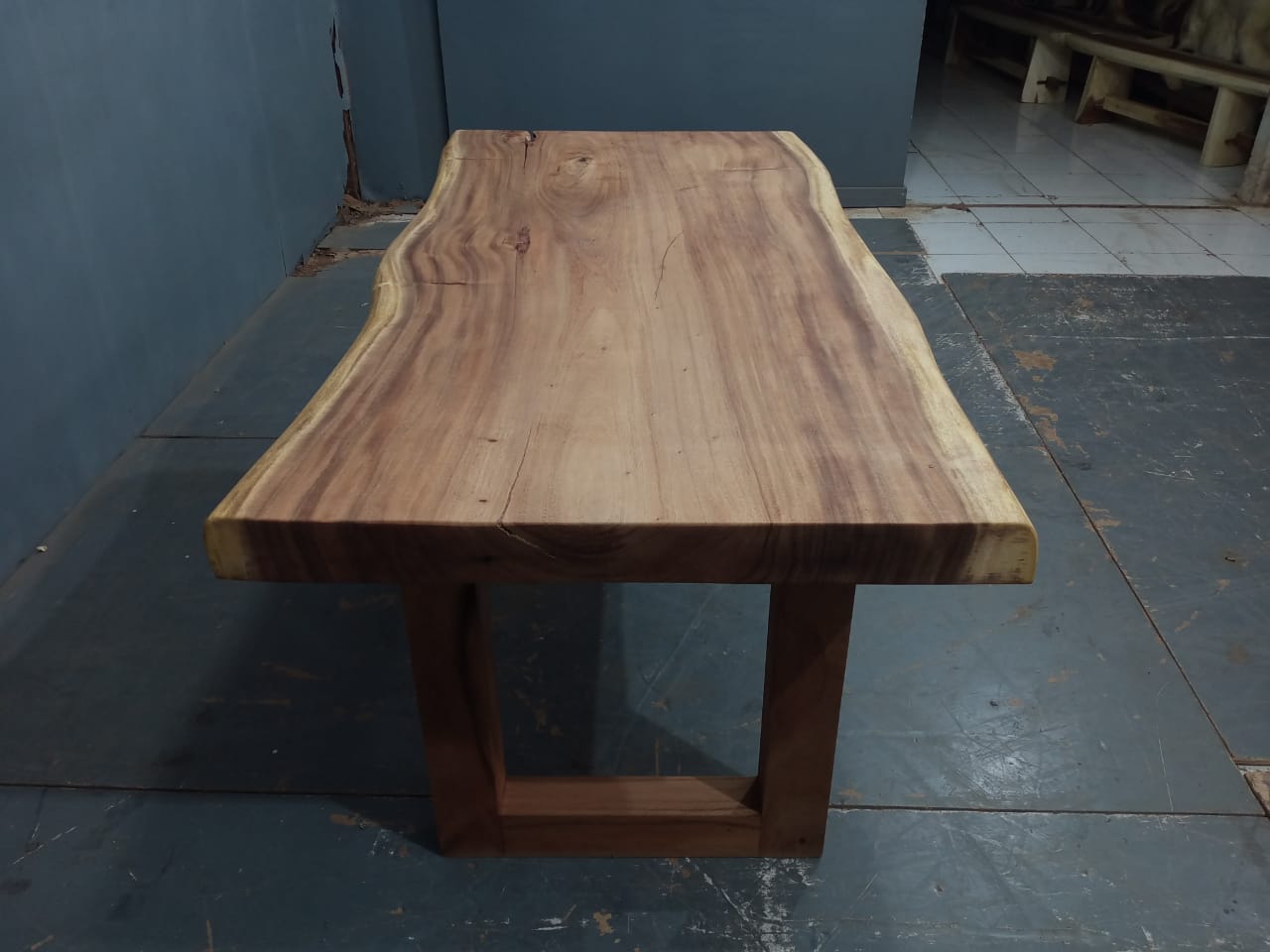Live Edge Tables