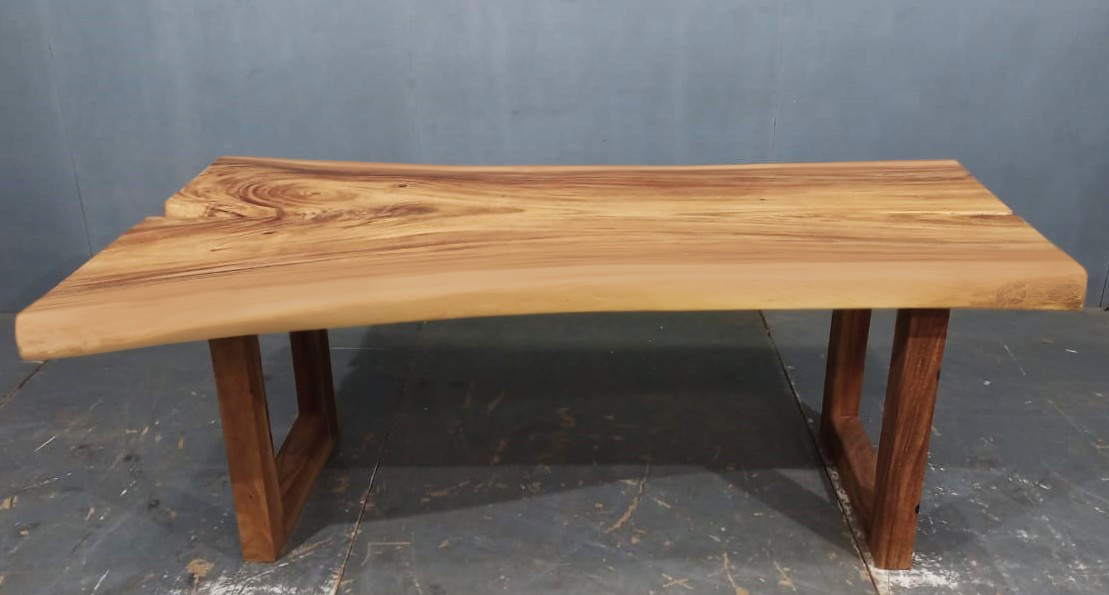 LIVE EDGE TABLES