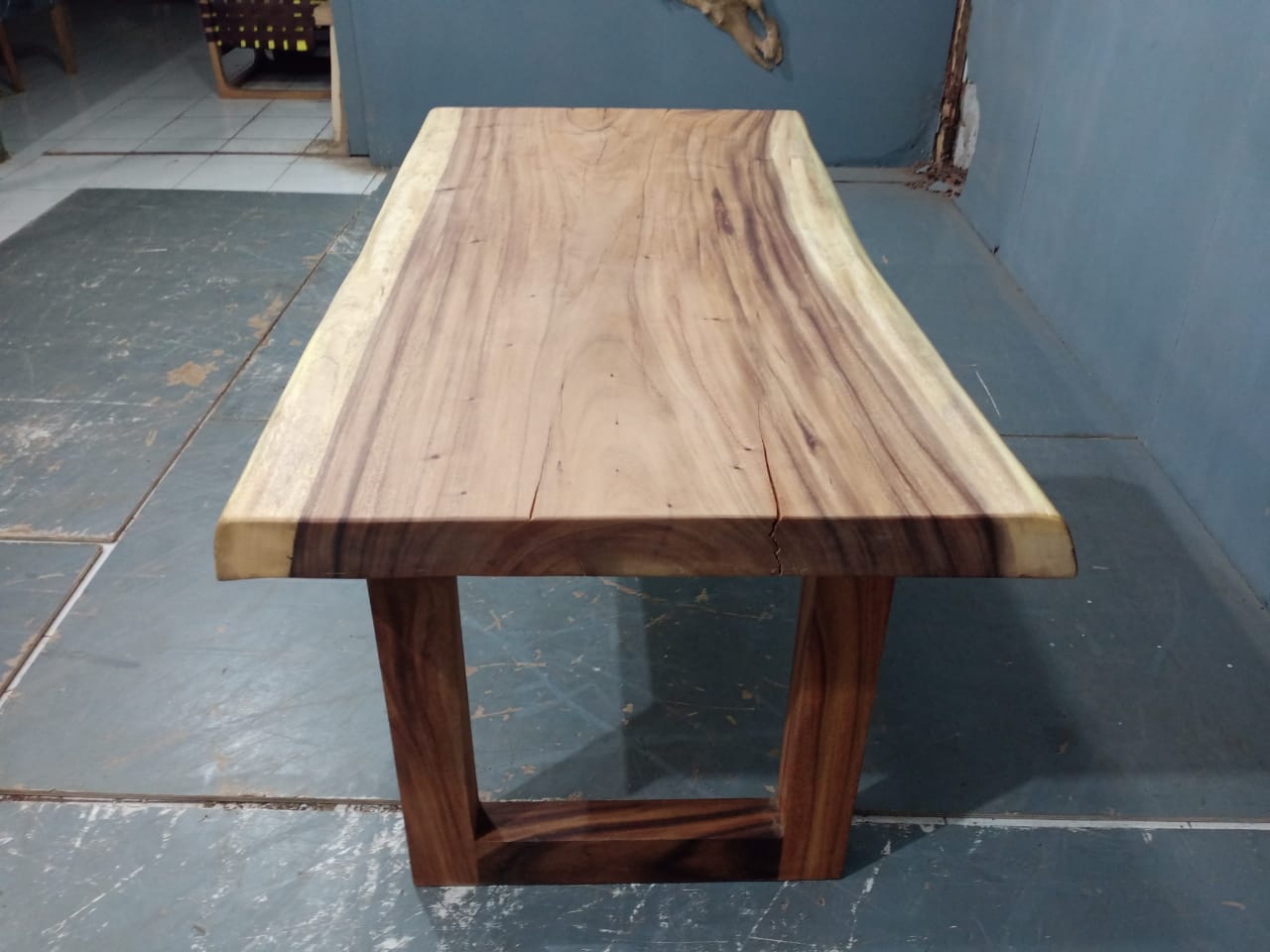 Live Edge Tables
