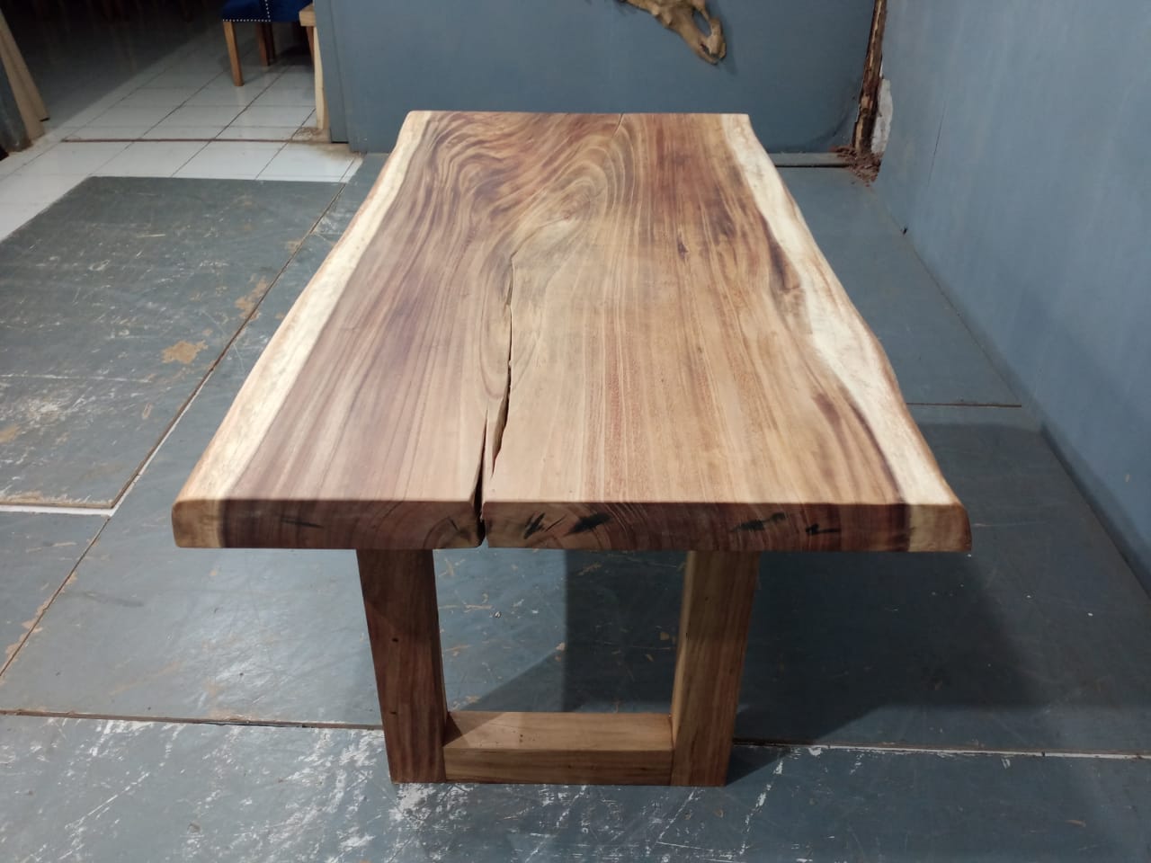 Live Edge Tables