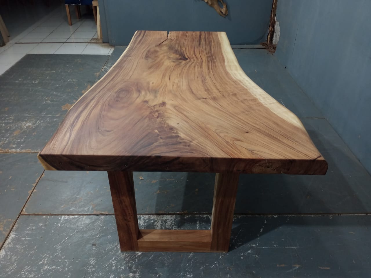 Live Edge Tables