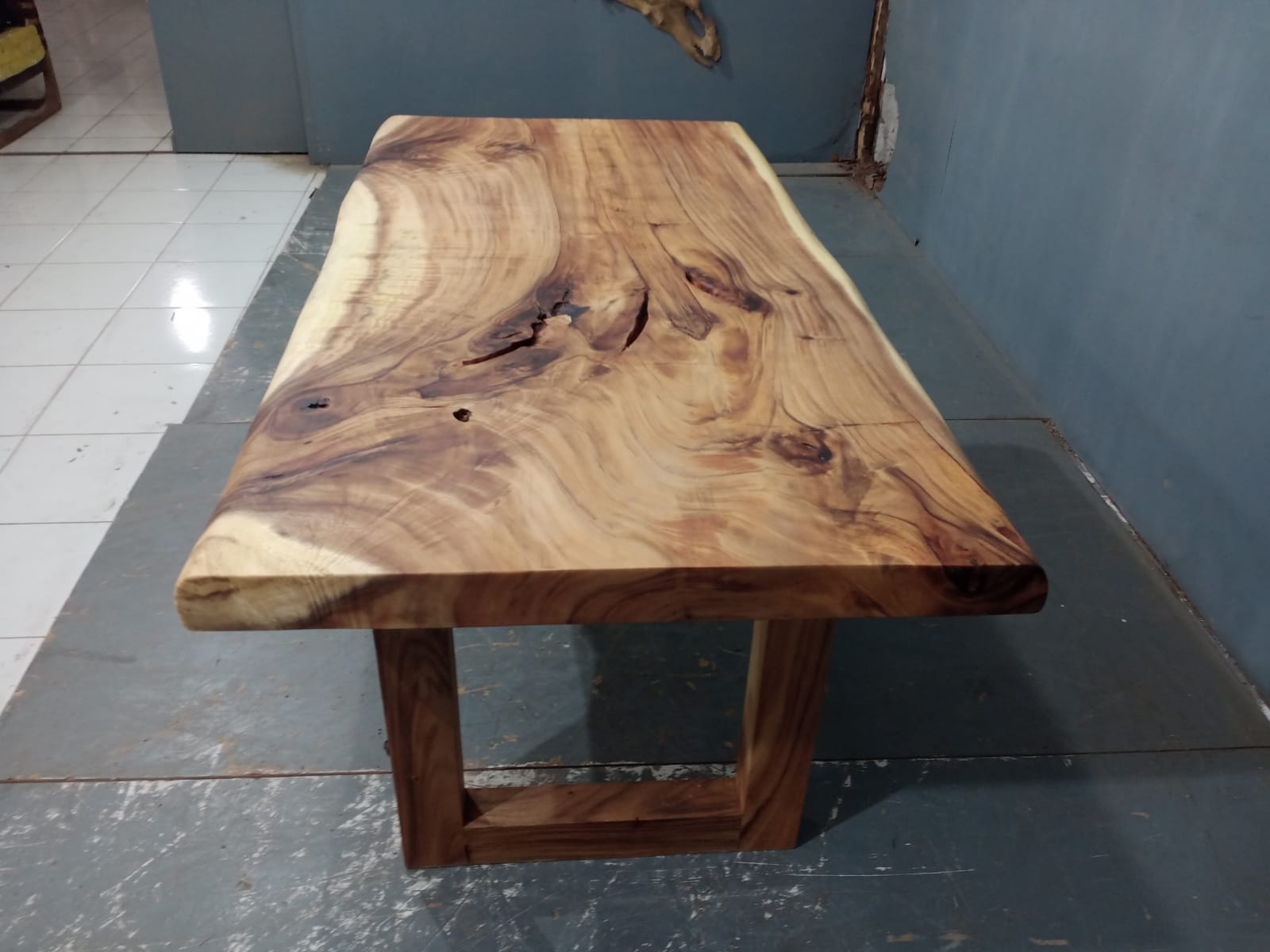 Live Edge Tables