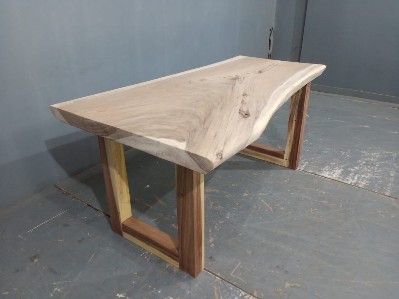 Live Edge Tables