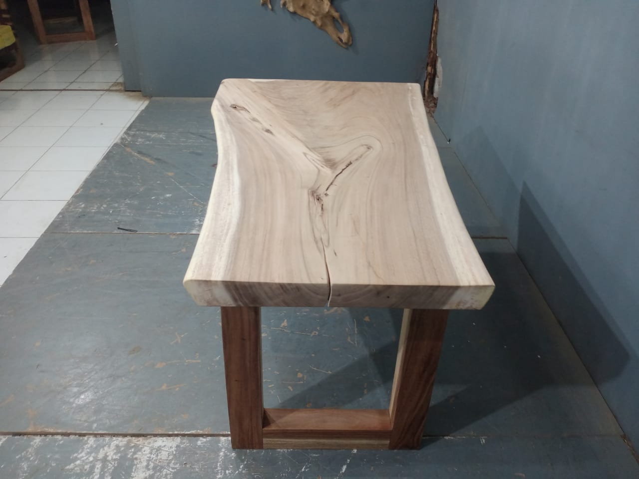 Live Edge Tables