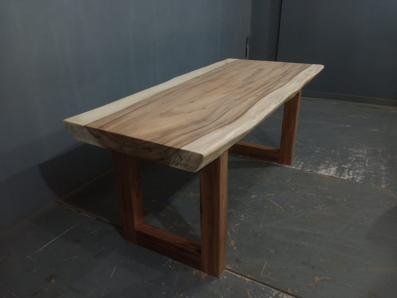 Live Edge Tables