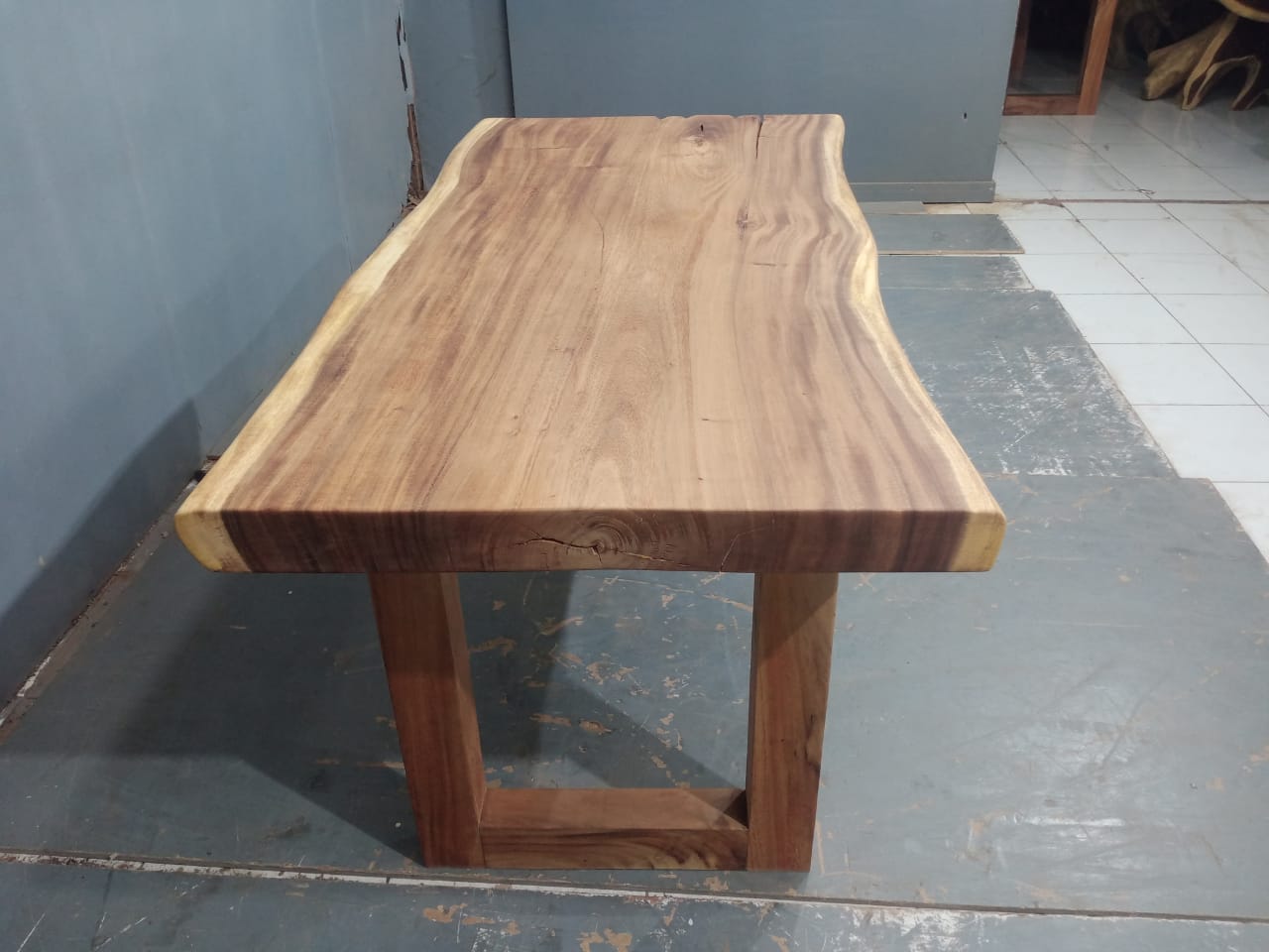 Live Edge Tables