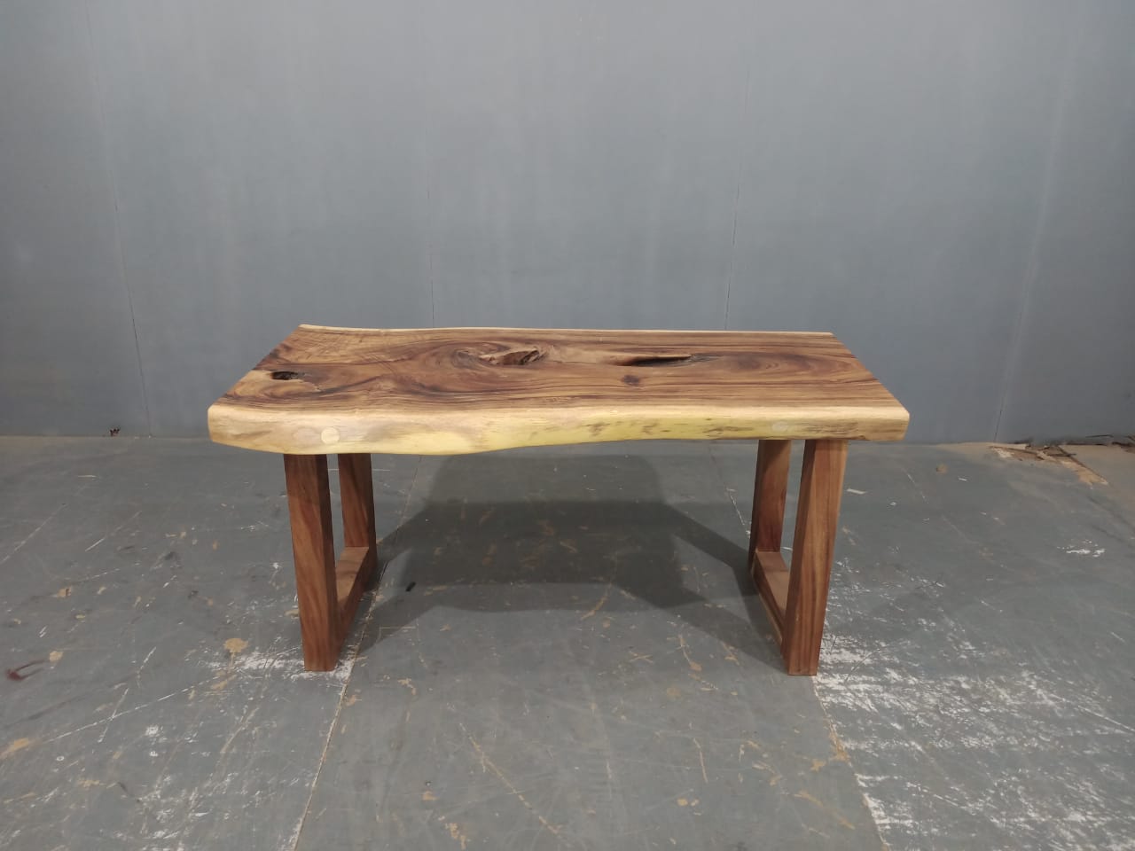 LIVE EDGE TABLES
