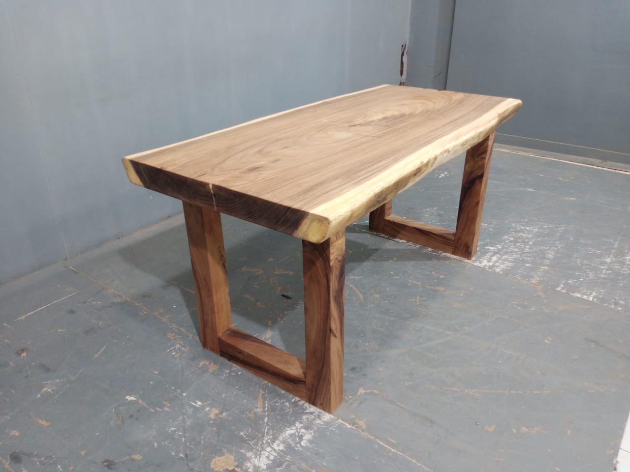 Live Edge Tables