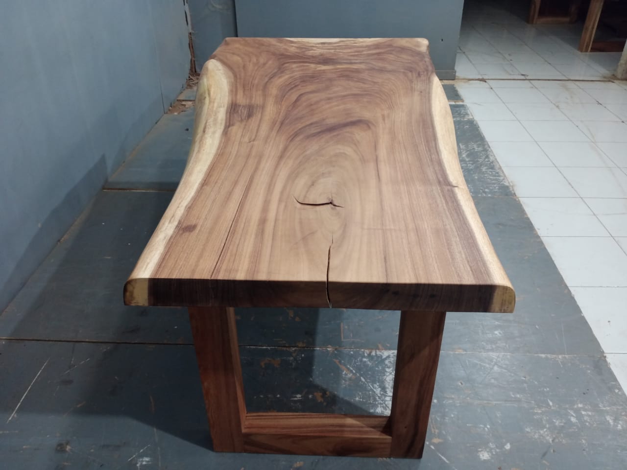 Live Edge Tables