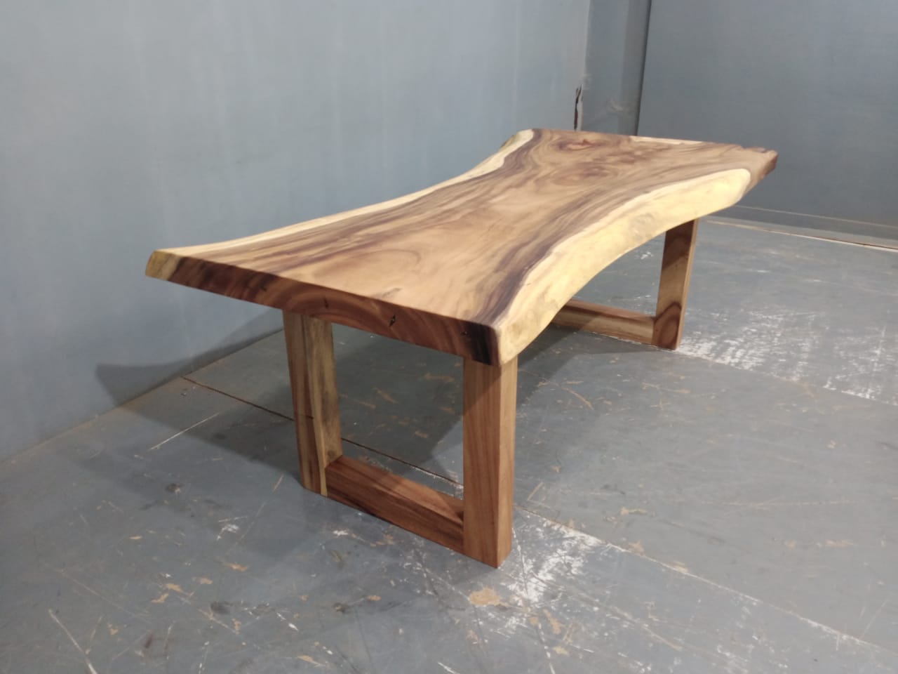 Live Edge Tables