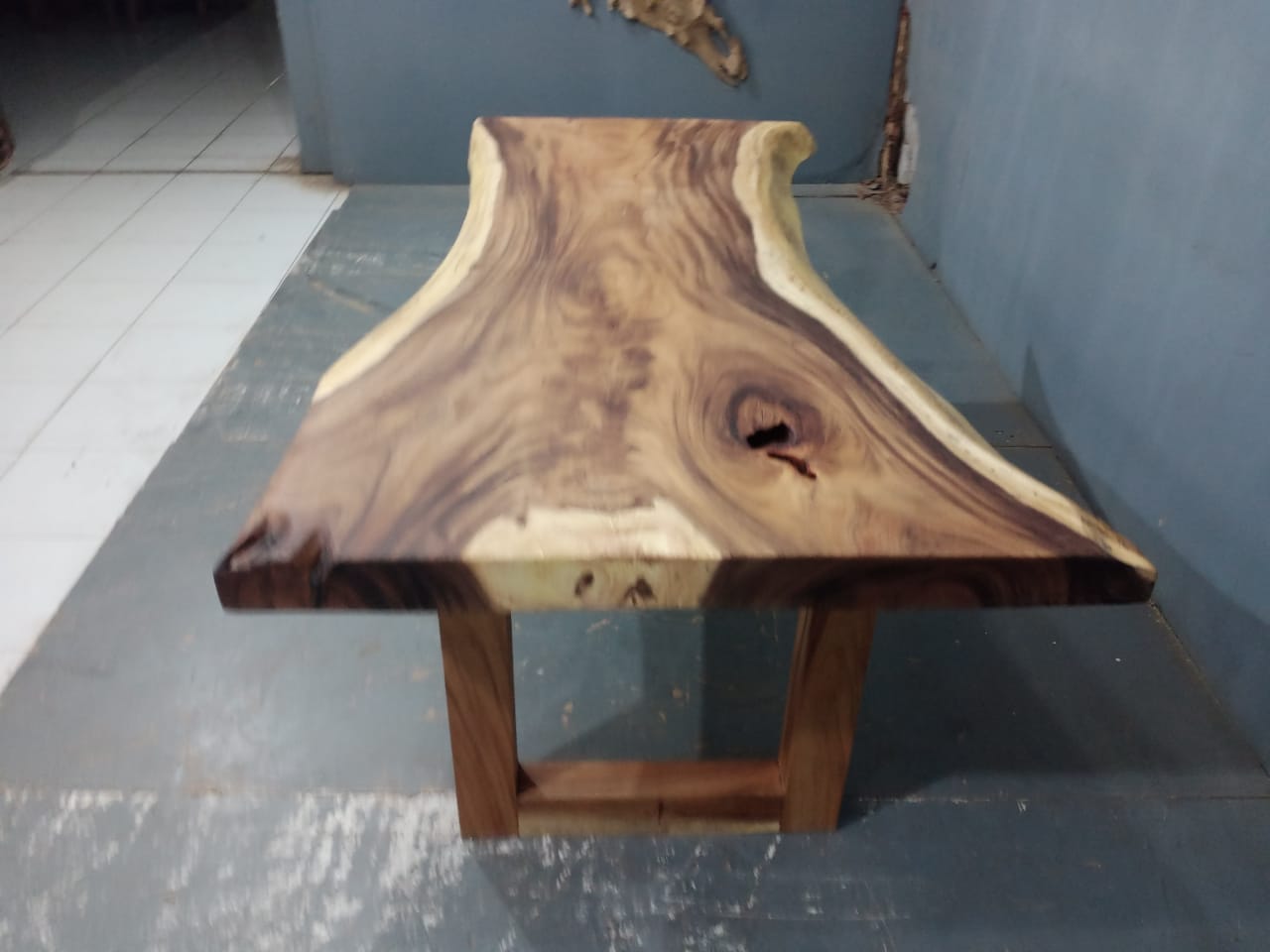 Live Edge Tables