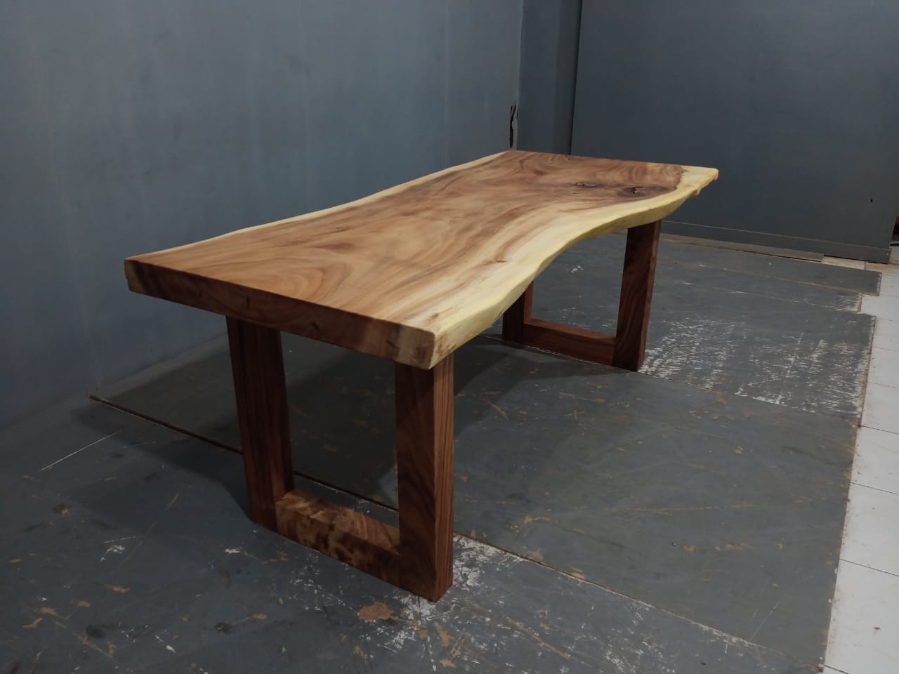 Live Edge Tables