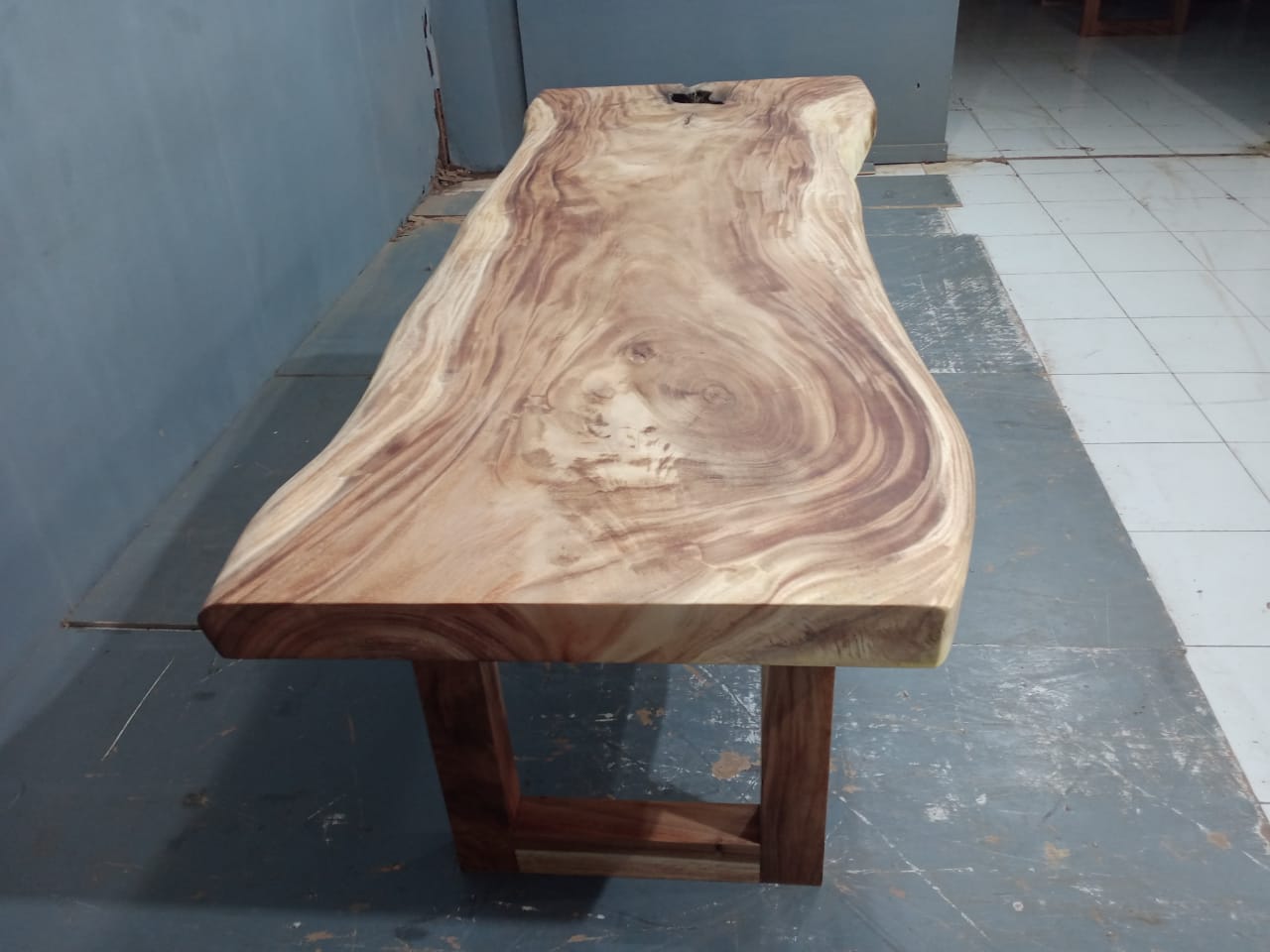 Live Edge Tables