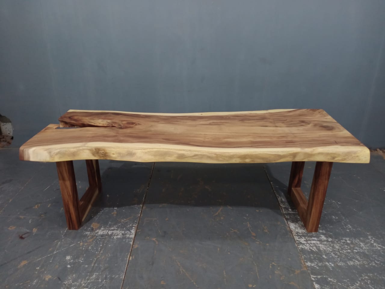 LIVE EDGE TABLES