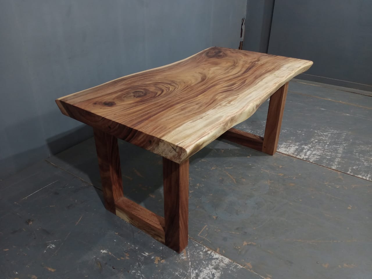 Live Edge Tables