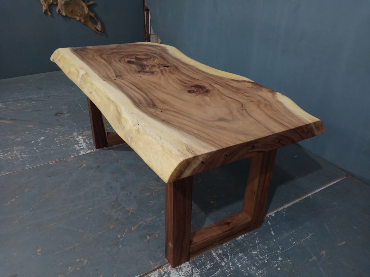 Live Edge Tables