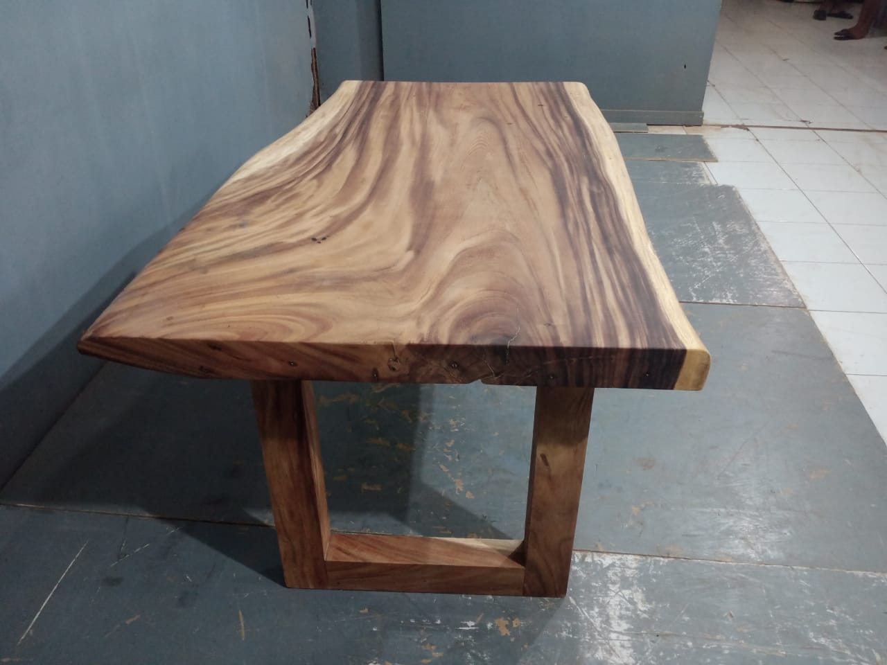 Live Edge Tables