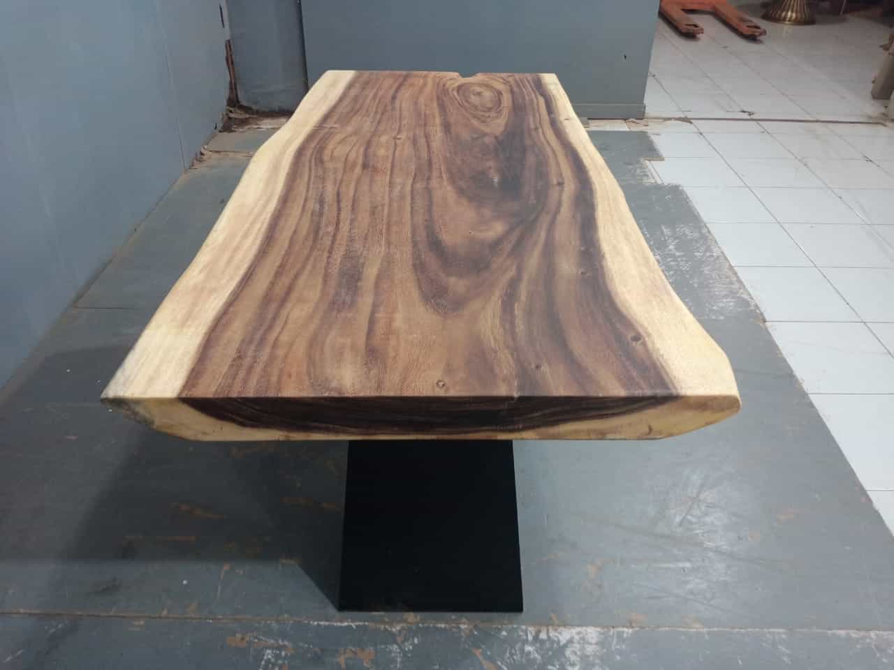 Live Edge Tables