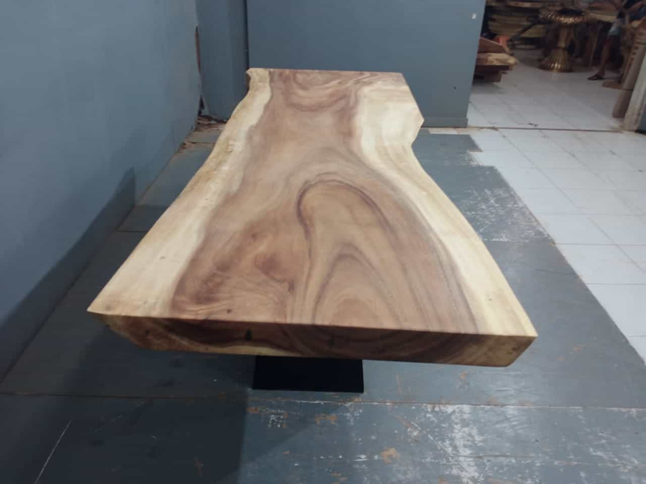 Live Edge Tables