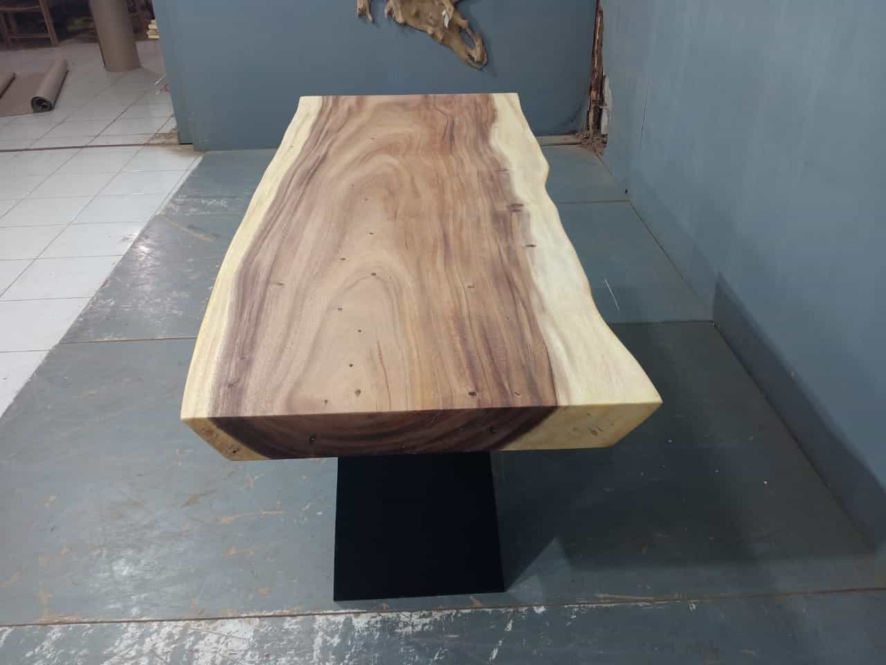 Live Edge Tables
