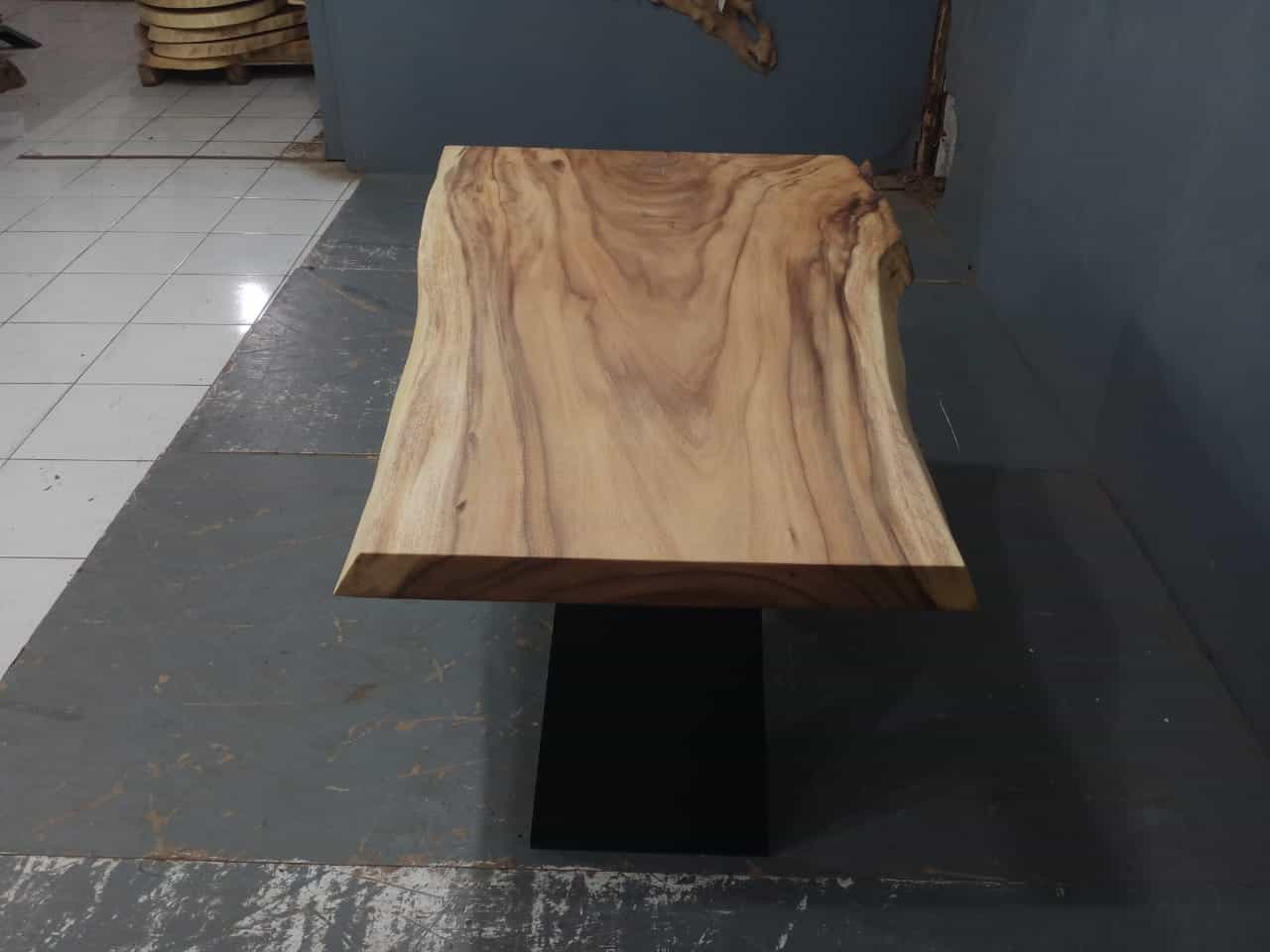 Live Edge Tables