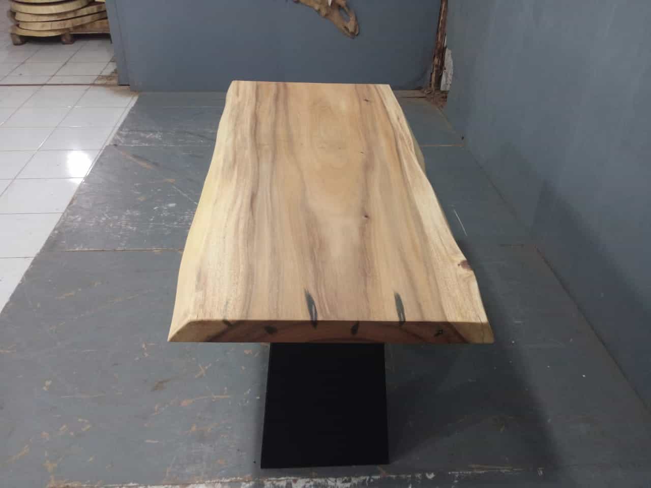 Live Edge Tables