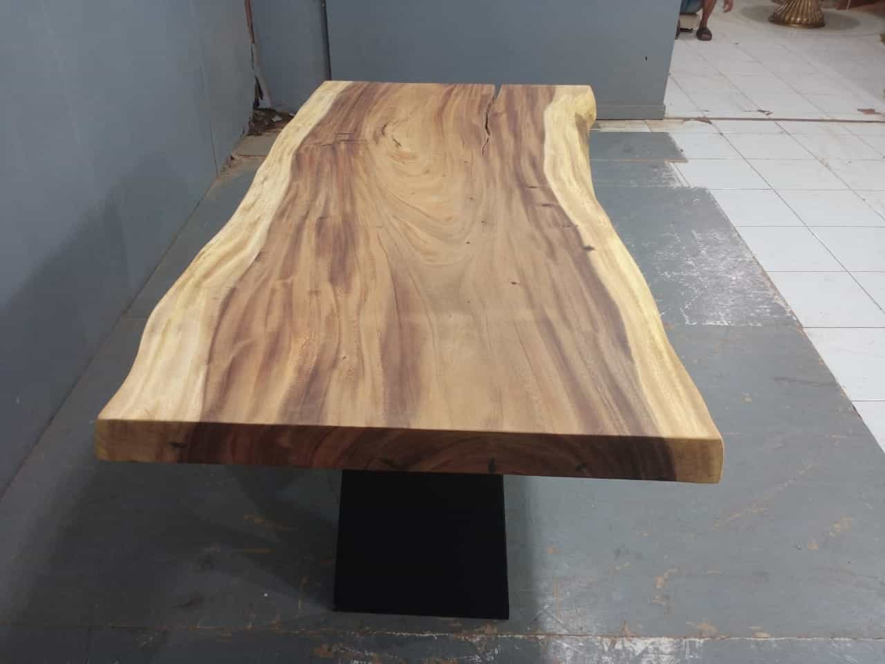 Live Edge Tables