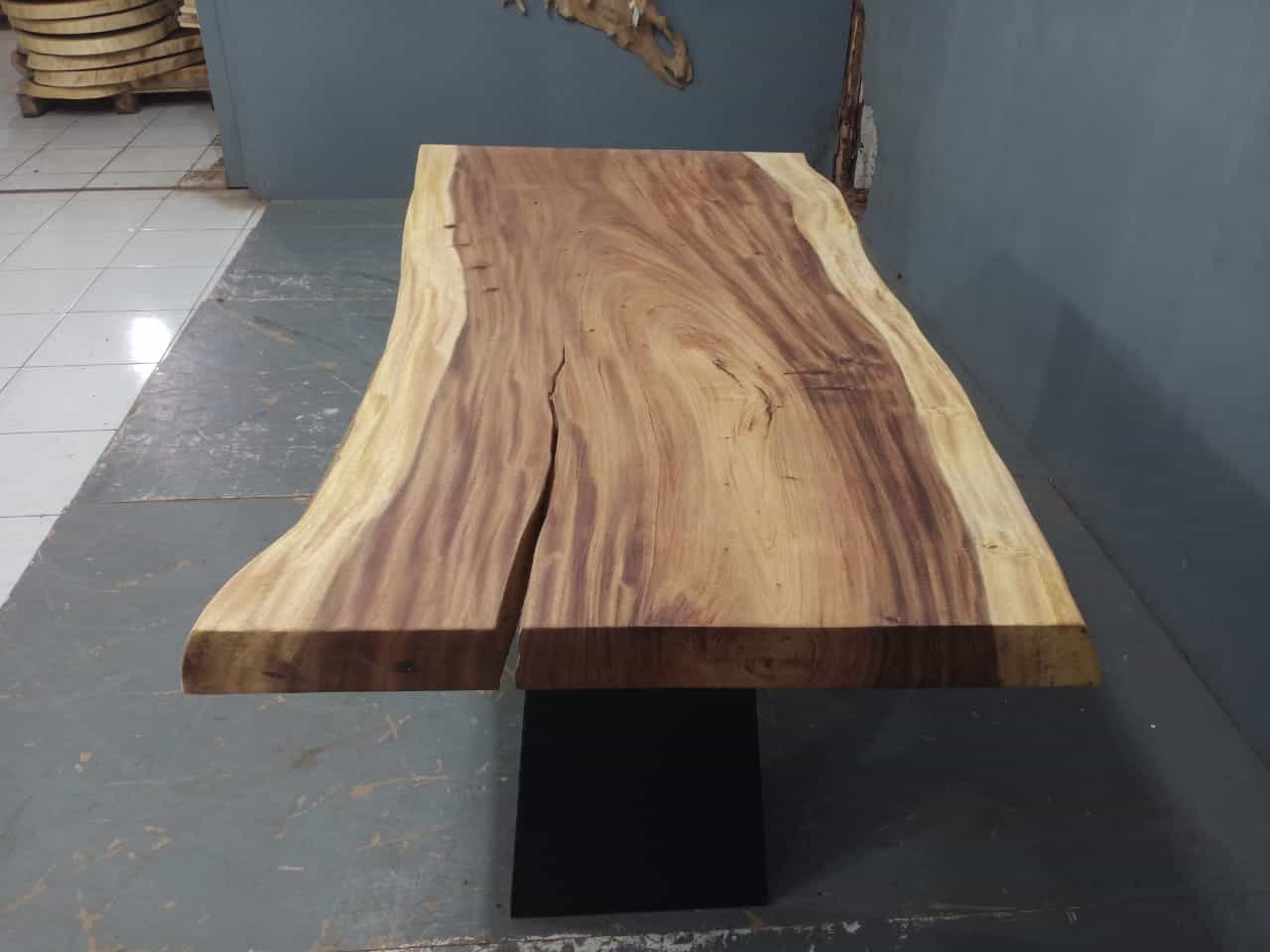 Live Edge Tables